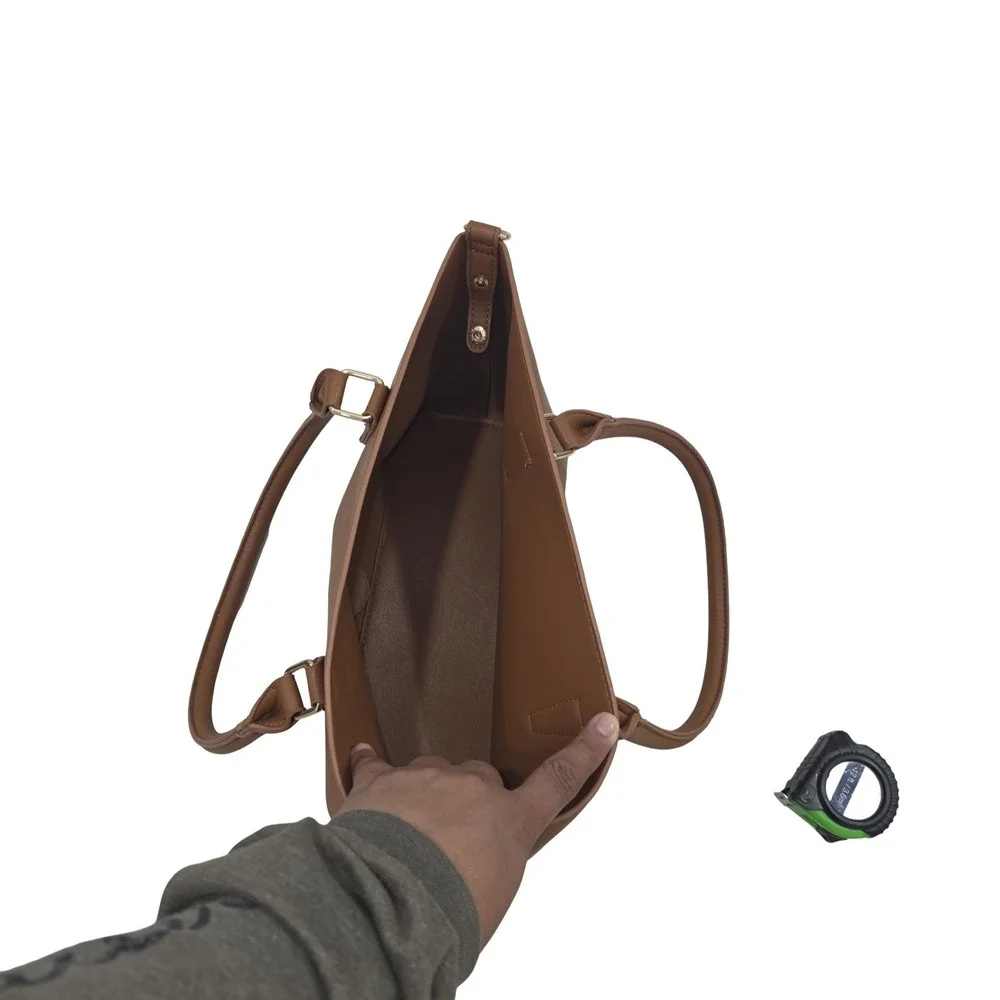 IMAN GLOBAL CHIC Tote Bag Style Purse 733464-187 Beige Color 12